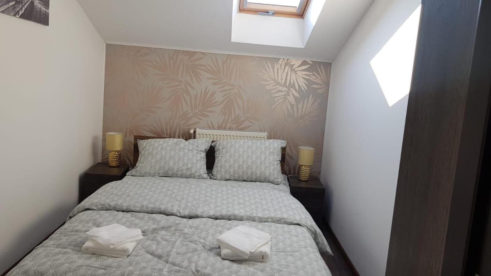Cosy 2 Bedroom Apartment In New Town Brasov Exterior photo
